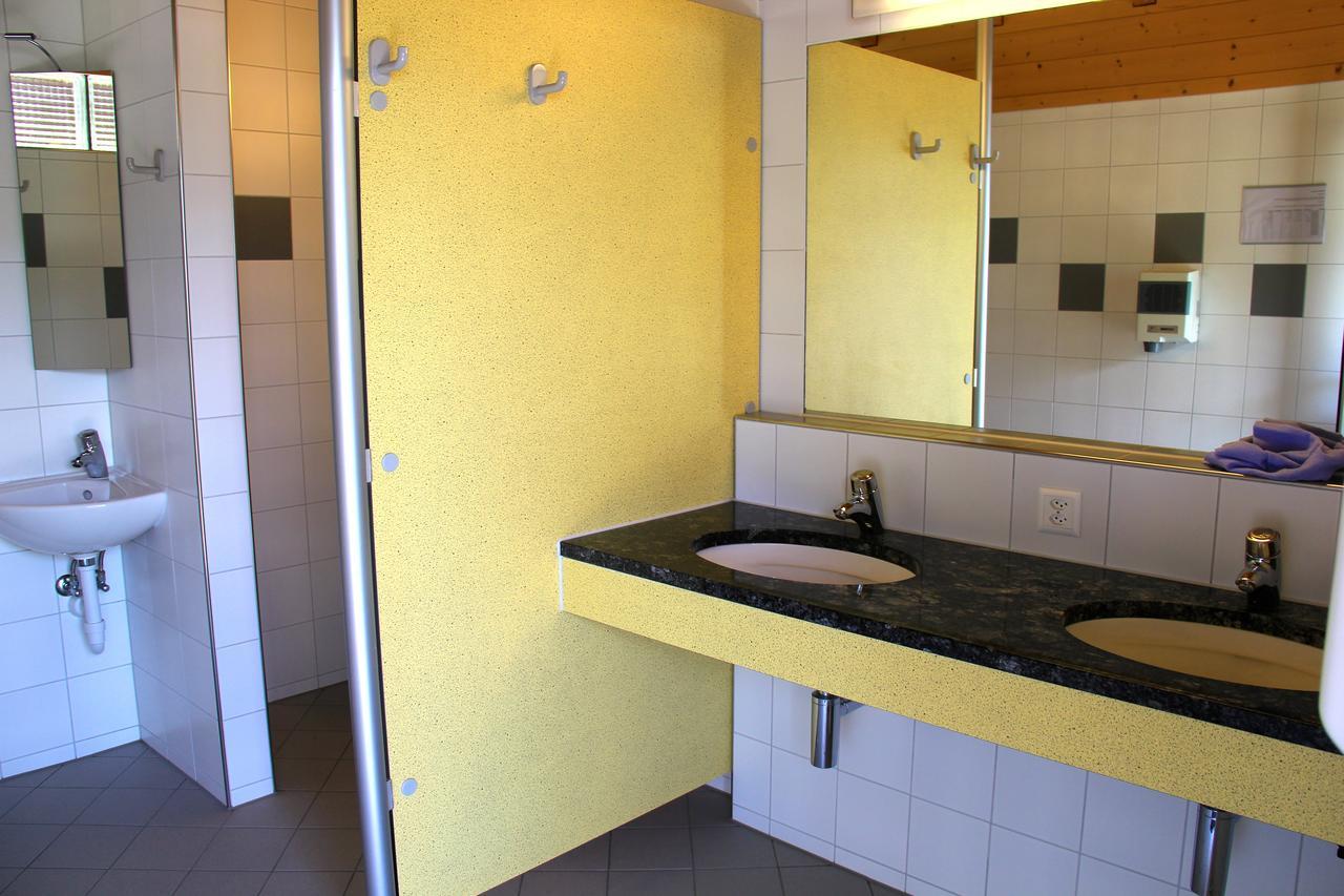 Camping Lazy Rancho - Eiger - Moench - Jungfrau - Interlaken Extérieur photo
